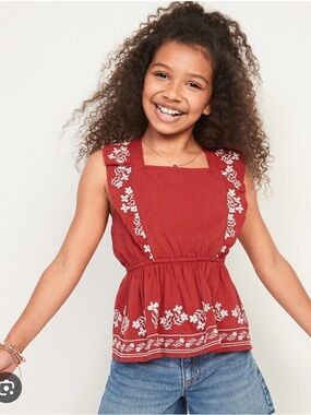 Old Navy Sleeveless  Embroidery
Ruffled Apron-Style Top for Girls Size 8 Medium